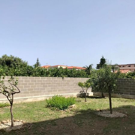 La Brisa Lejlighedshotel Capo dʼOrlando Eksteriør billede