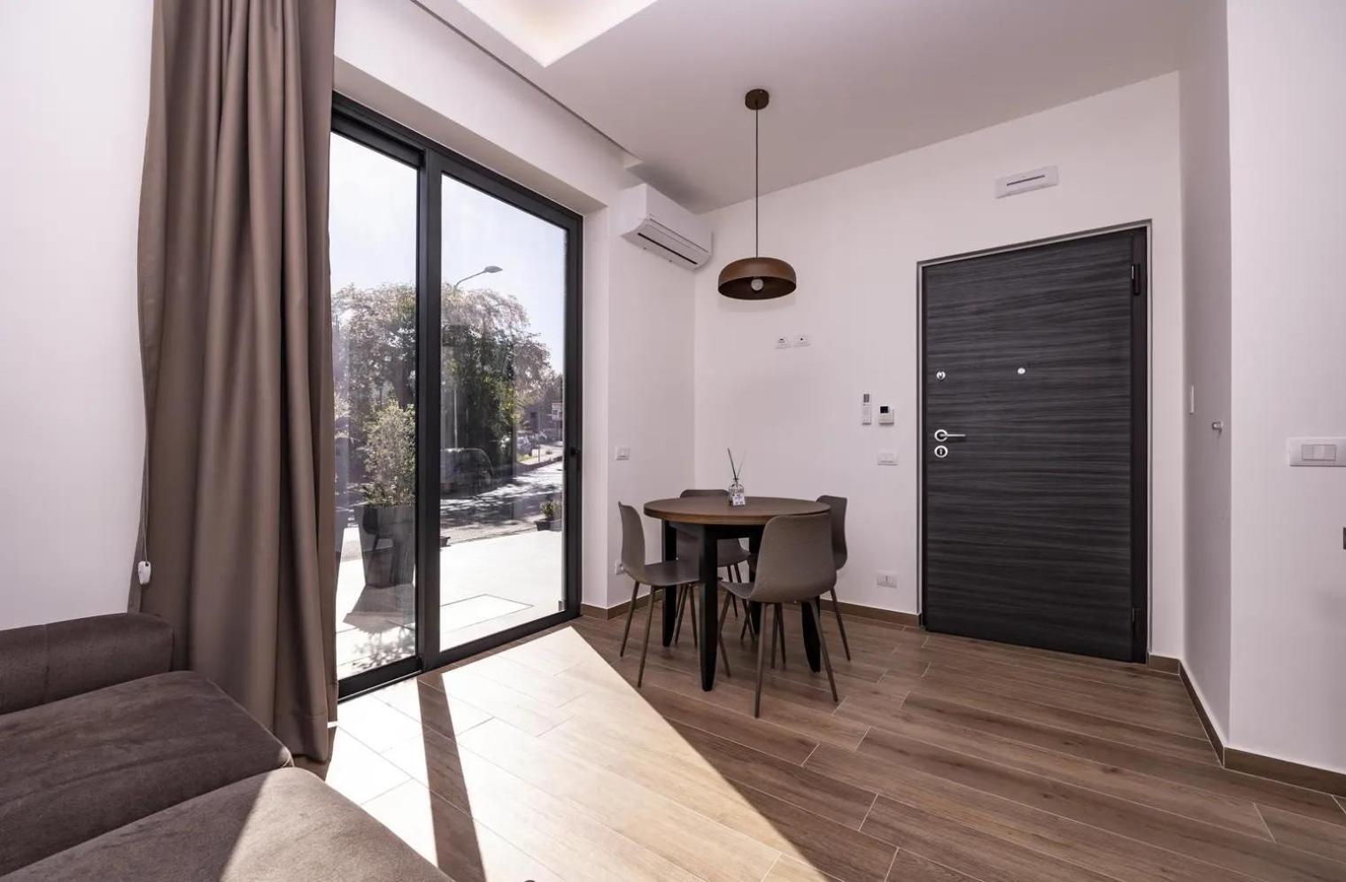 La Brisa Lejlighedshotel Capo dʼOrlando Eksteriør billede
