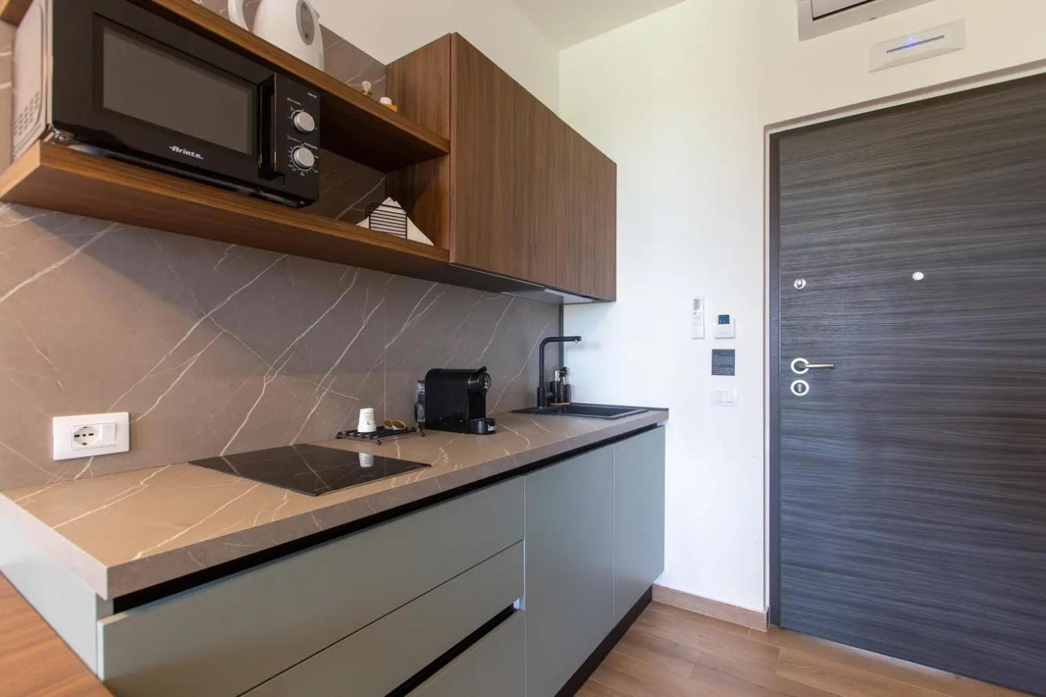 La Brisa Lejlighedshotel Capo dʼOrlando Eksteriør billede