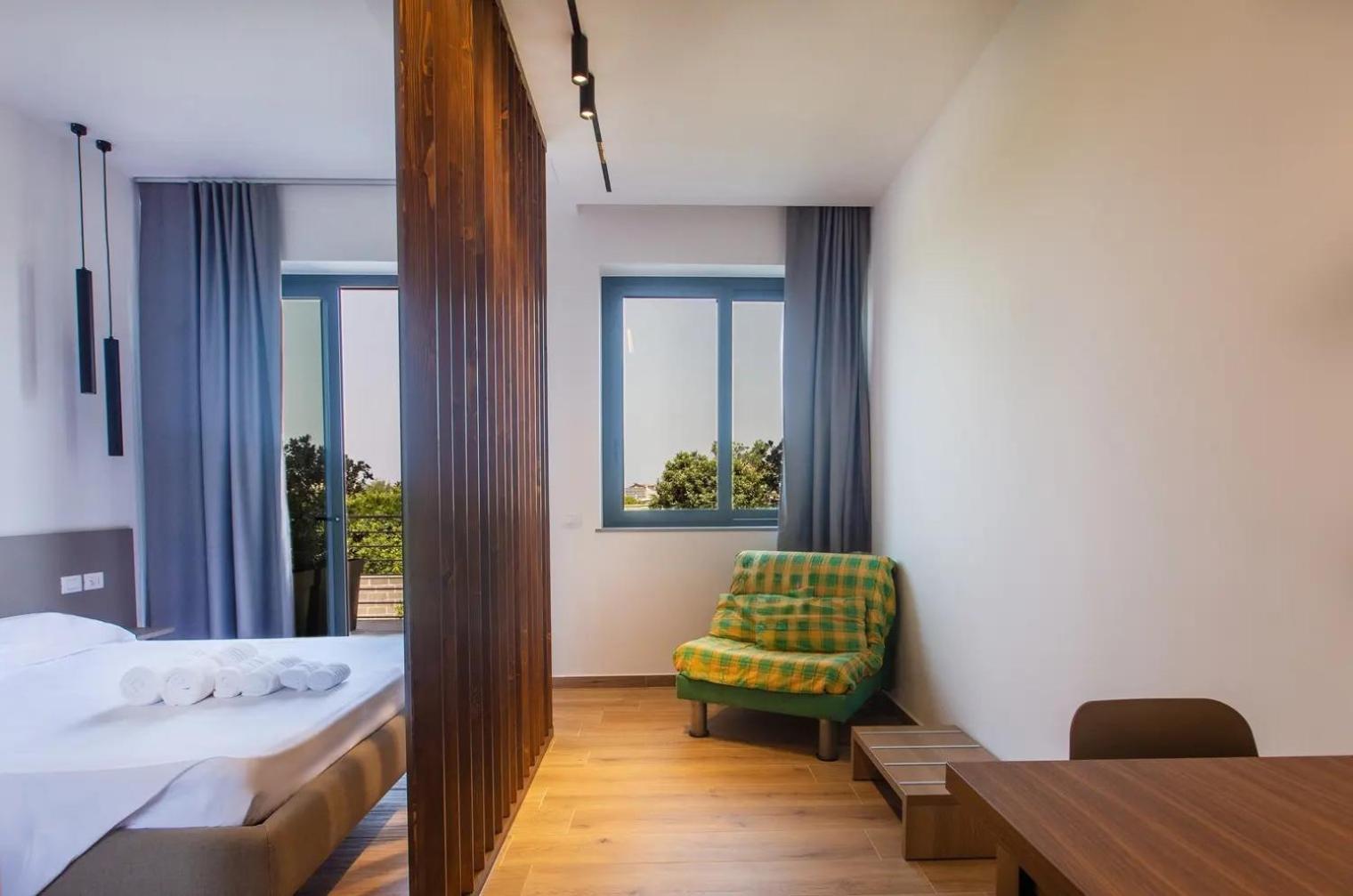 La Brisa Lejlighedshotel Capo dʼOrlando Eksteriør billede