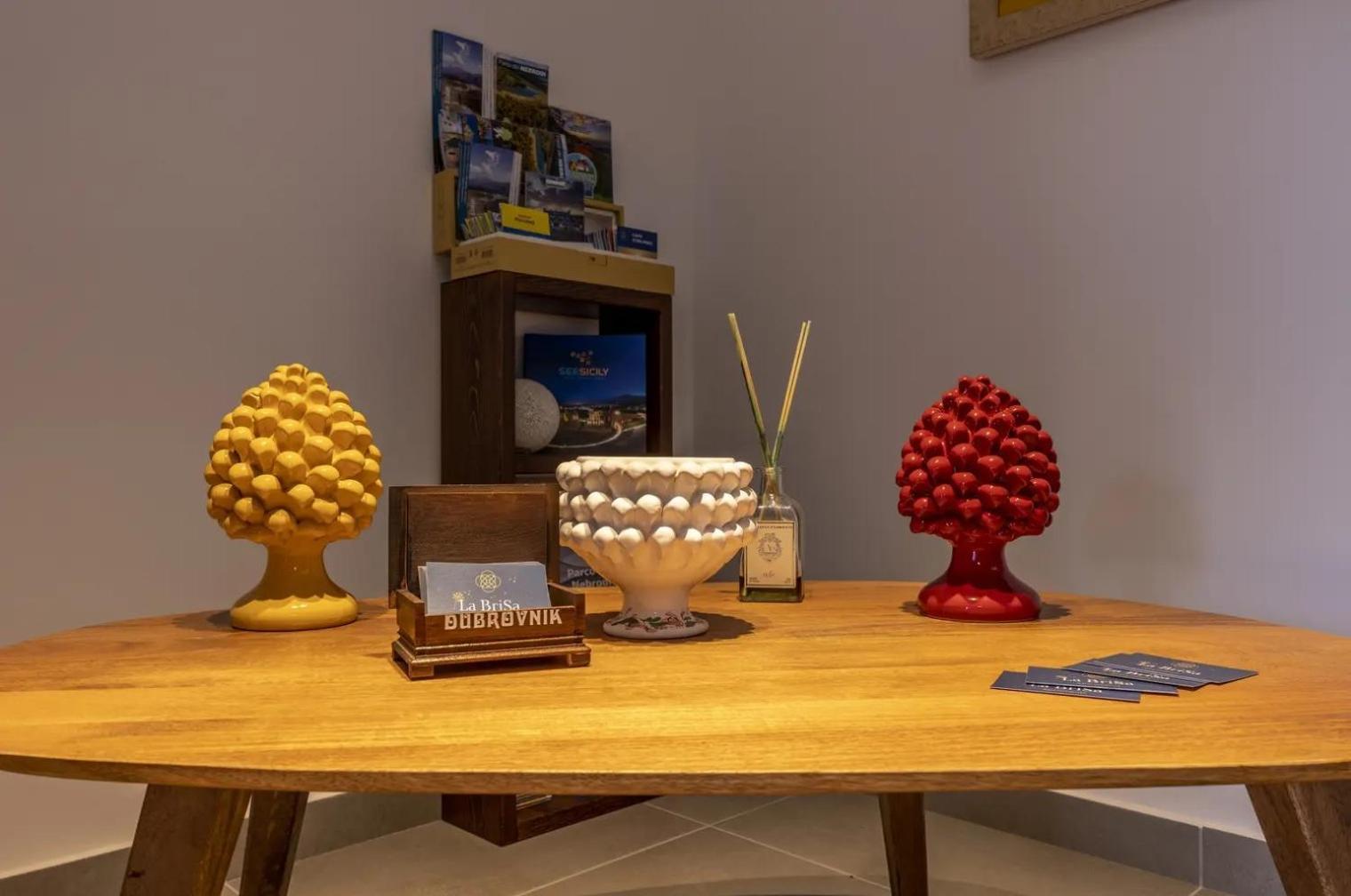 La Brisa Lejlighedshotel Capo dʼOrlando Eksteriør billede